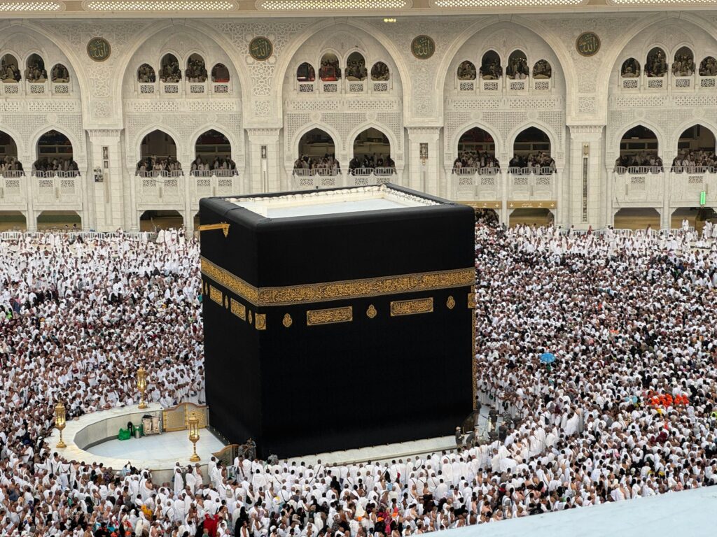 Haji : Perjalanan Hati Menuju Titik Nol