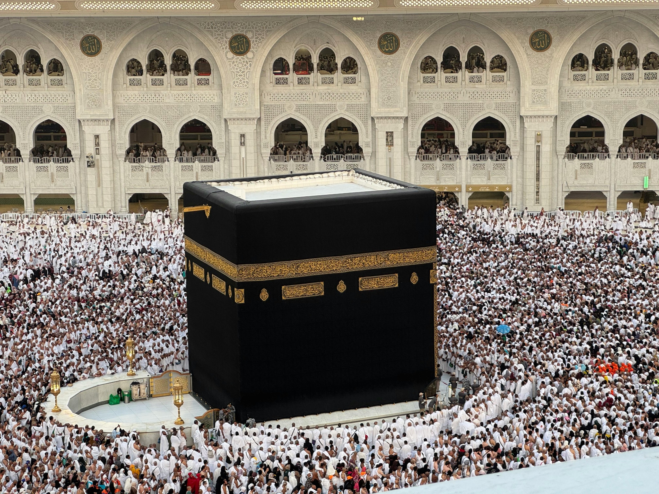 Haji : Perjalanan Hati Menuju Titik Nol