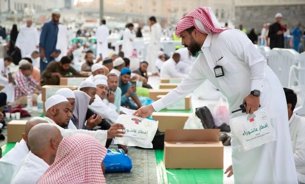 33,8 Juta Paket Iftar di Masjidil Haram & Nabawi Selama Ramadan 2026